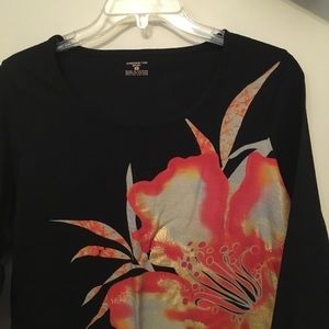 JONES NEW YORK LONG SLEEVE PRINTED TEE